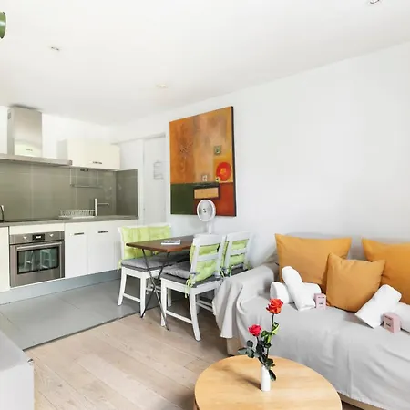 Appartement T2 Avec Terrasse Buttes Chaumont A 2 Pas